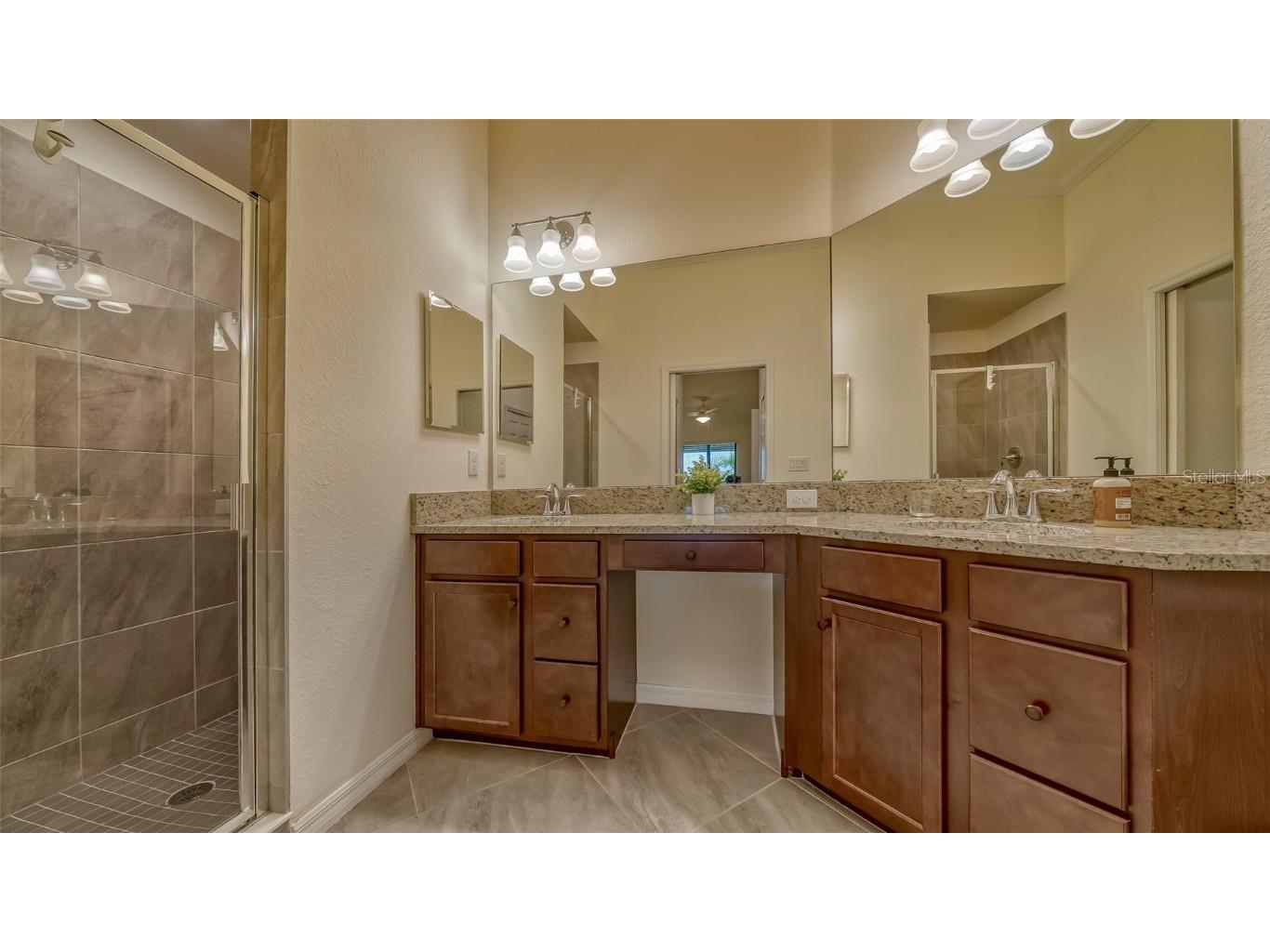 5624 Palmer Circle #203 Bradenton FL 34211 A4646258 image28