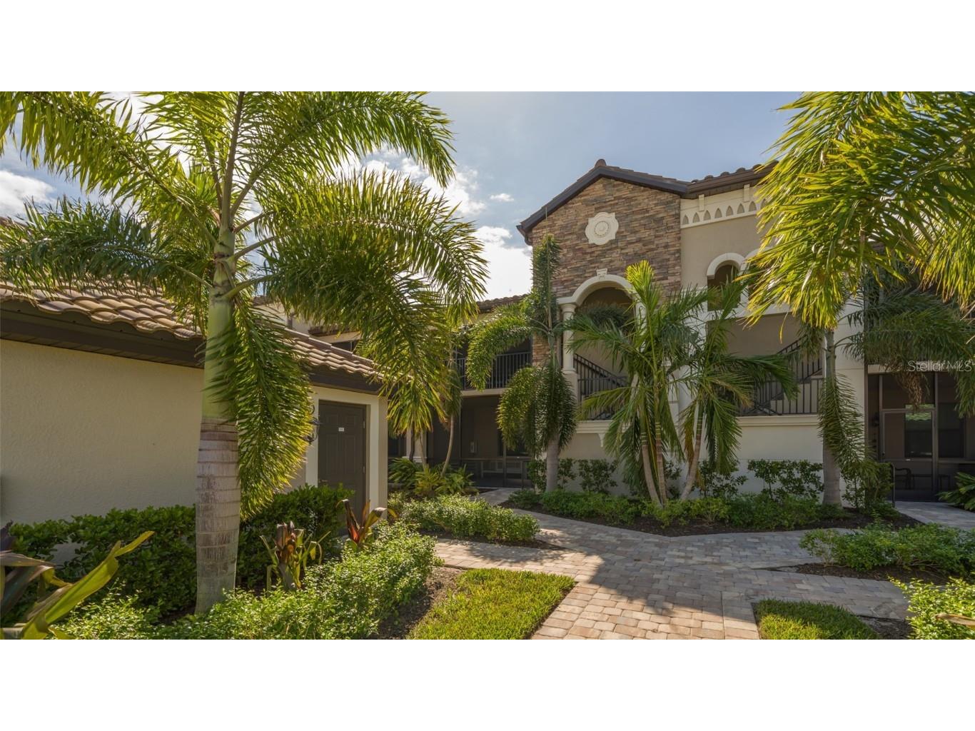 5624 Palmer Circle #203 Bradenton FL 34211 A4646258 image3