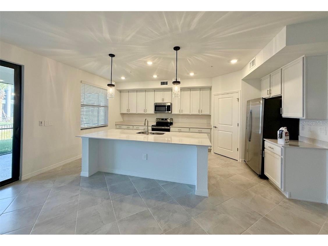 5624 Summit Pointe Circle #104 Bradenton FL 34210 A4663414 image3