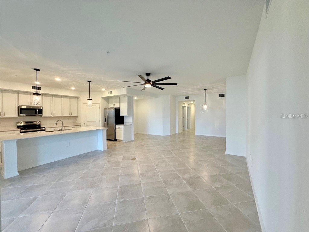 5624 Summit Pointe Circle #104 Bradenton FL 34210 A4663414 image4