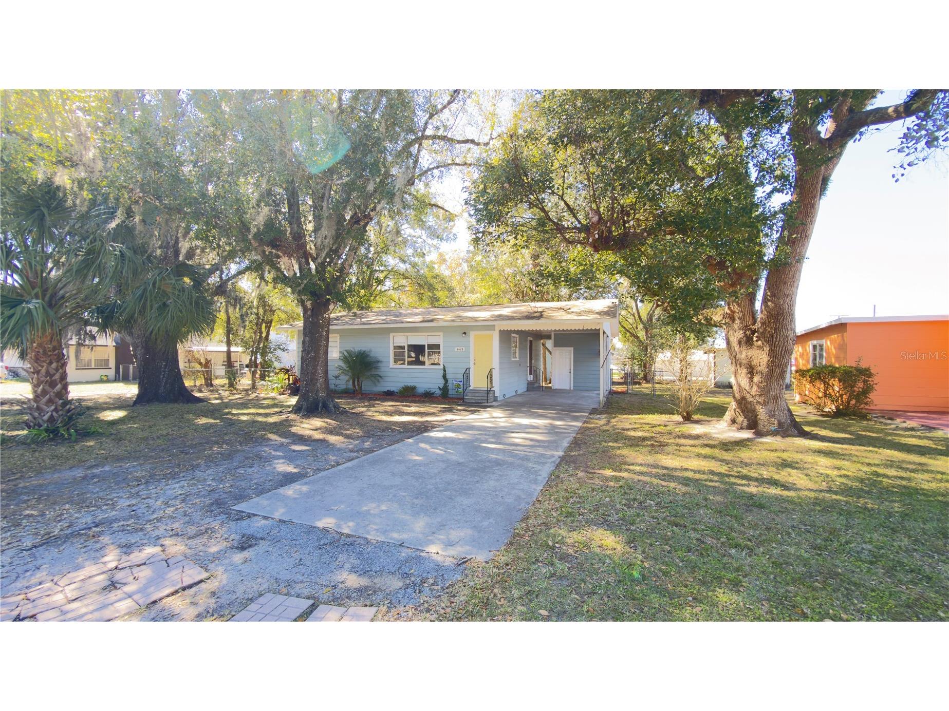 5625 5th Street Zephyrhills FL 33542 TB8474162 image1
