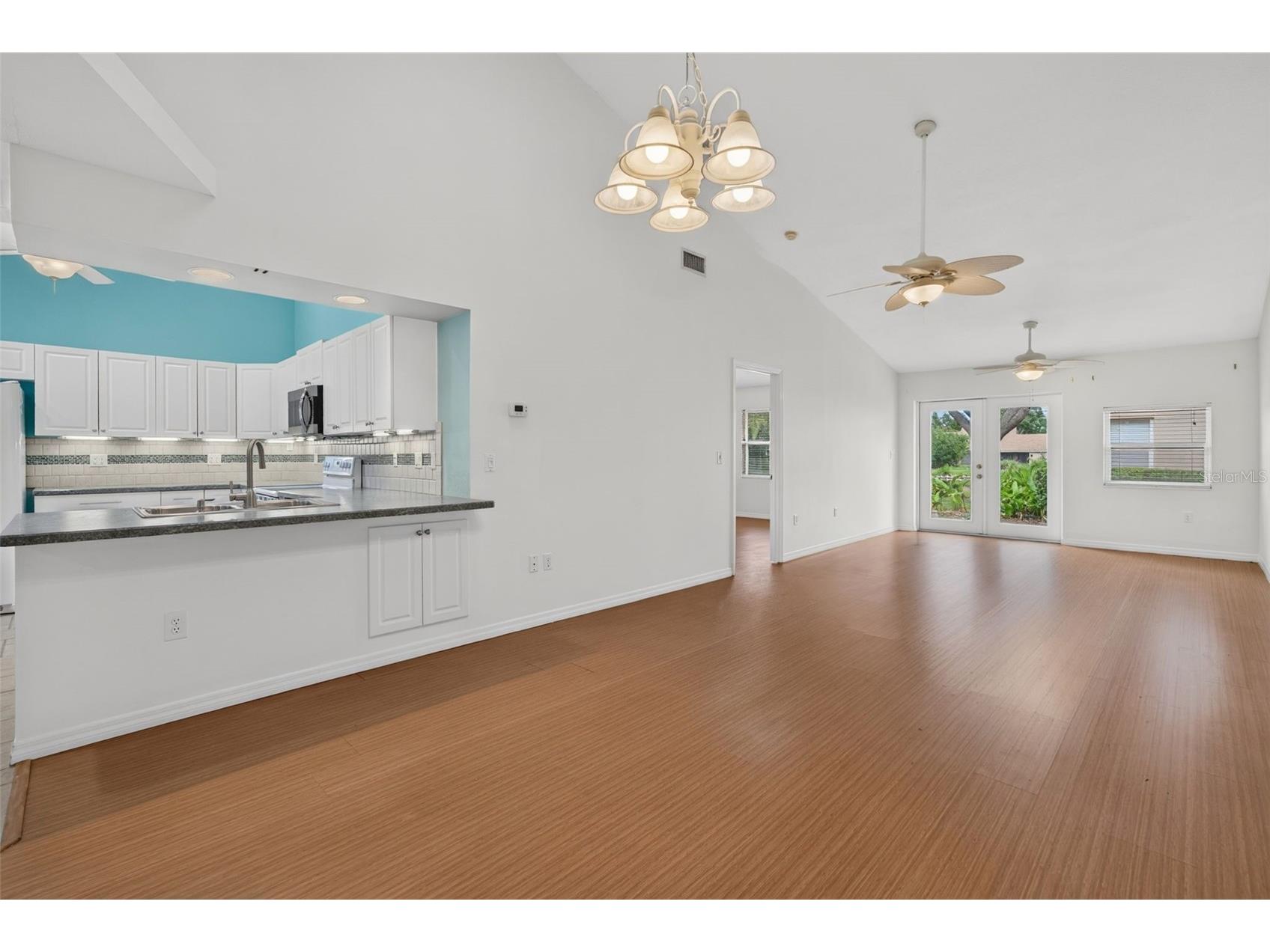5626 Monte Rosso Road Sarasota FL 34243 A4699571 image12
