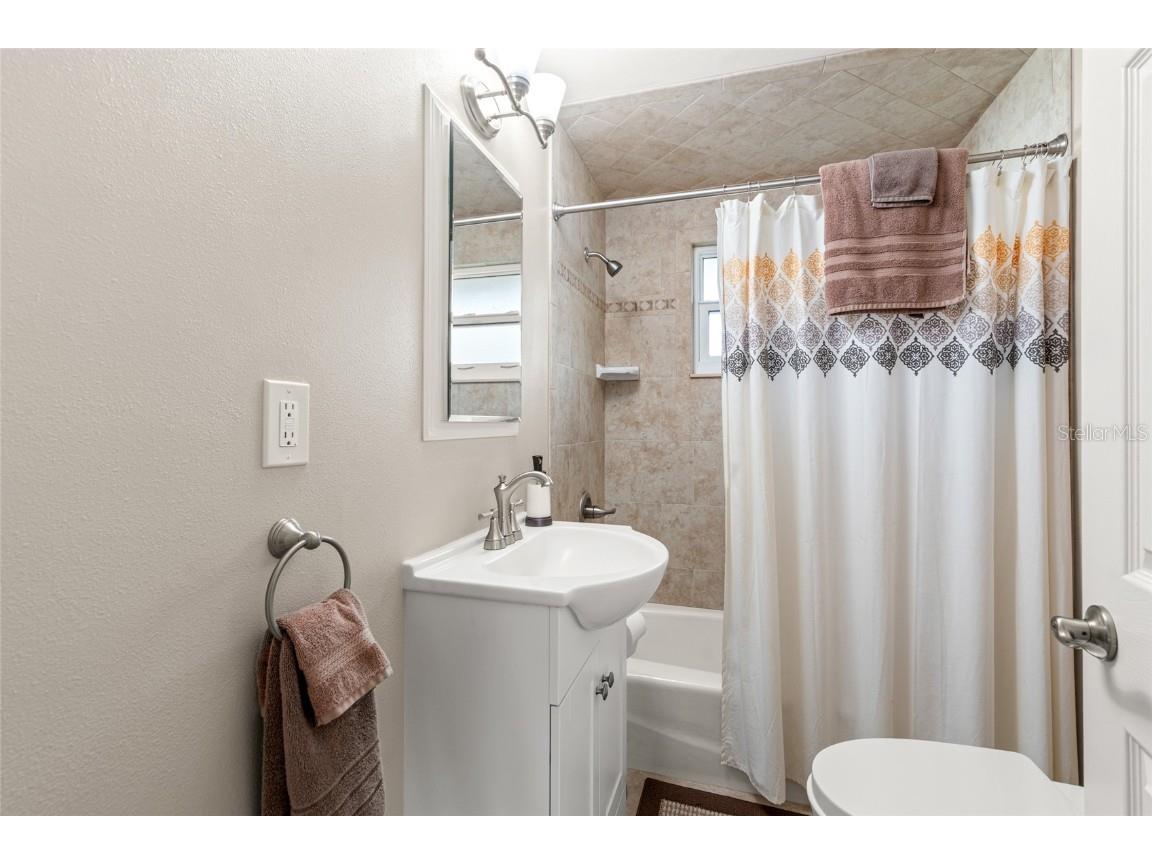 5627 20th Street Zephyrhills FL 33542 TB8429078 image12