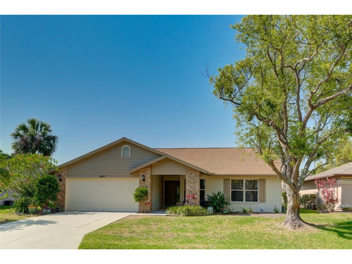 5627 29th Street Circle E Bradenton FL 34203 A4570250 image1