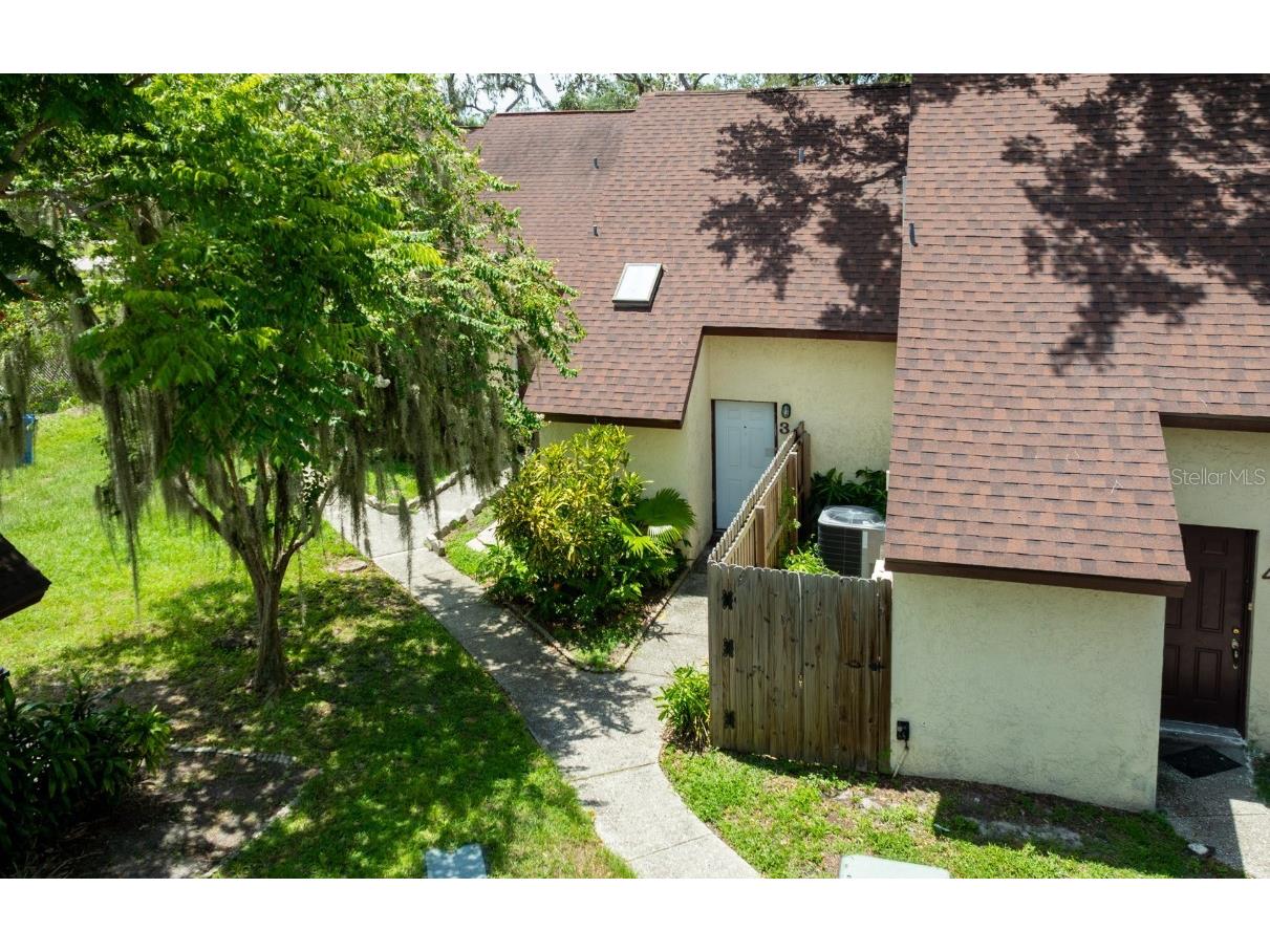 5627 Ashley Oaks Drive #3 Tampa FL 33617 TB8412204 image1