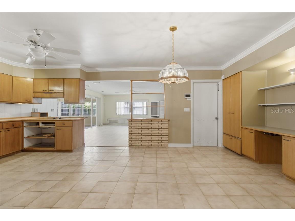 5627 Oakland Drive Tampa FL 33617 O6320799 image14