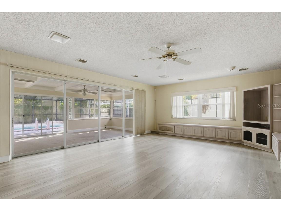 5627 Oakland Drive Tampa FL 33617 O6320799 image17