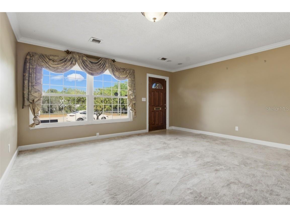 5627 Oakland Drive Tampa FL 33617 O6320799 image7