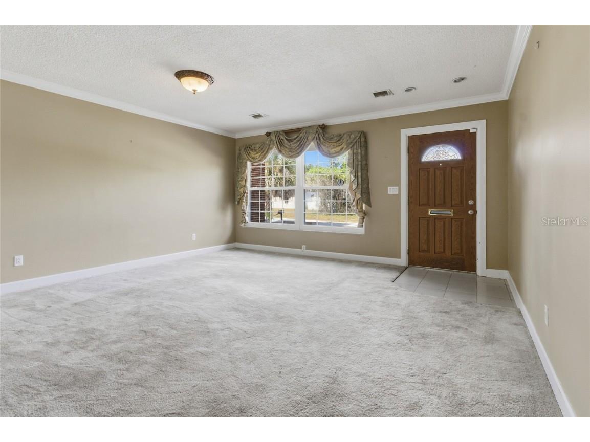 5627 Oakland Drive Tampa FL 33617 O6320799 image8