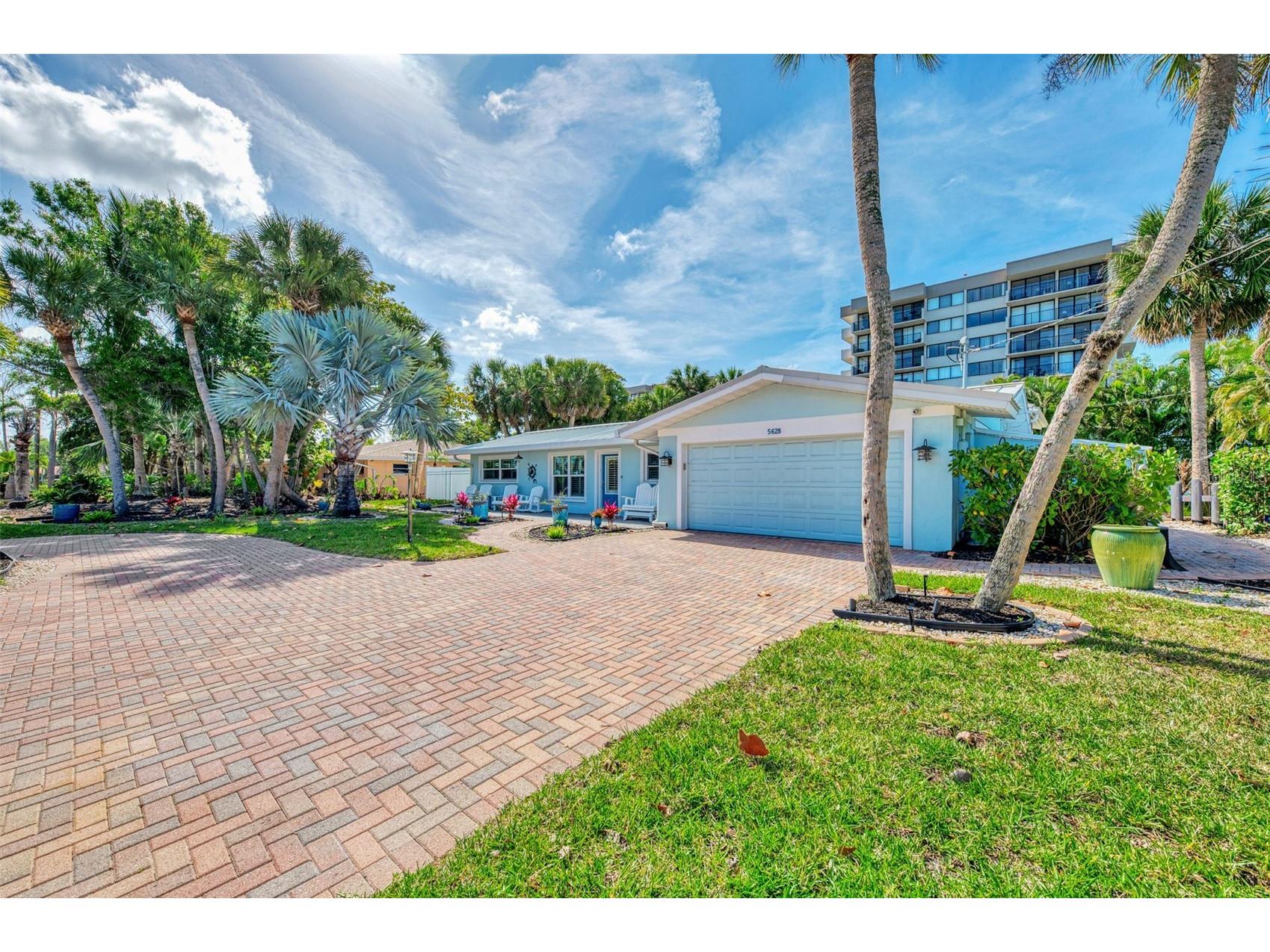 5628 Cape Leyte Drive Sarasota FL 34242 A4692170 image12