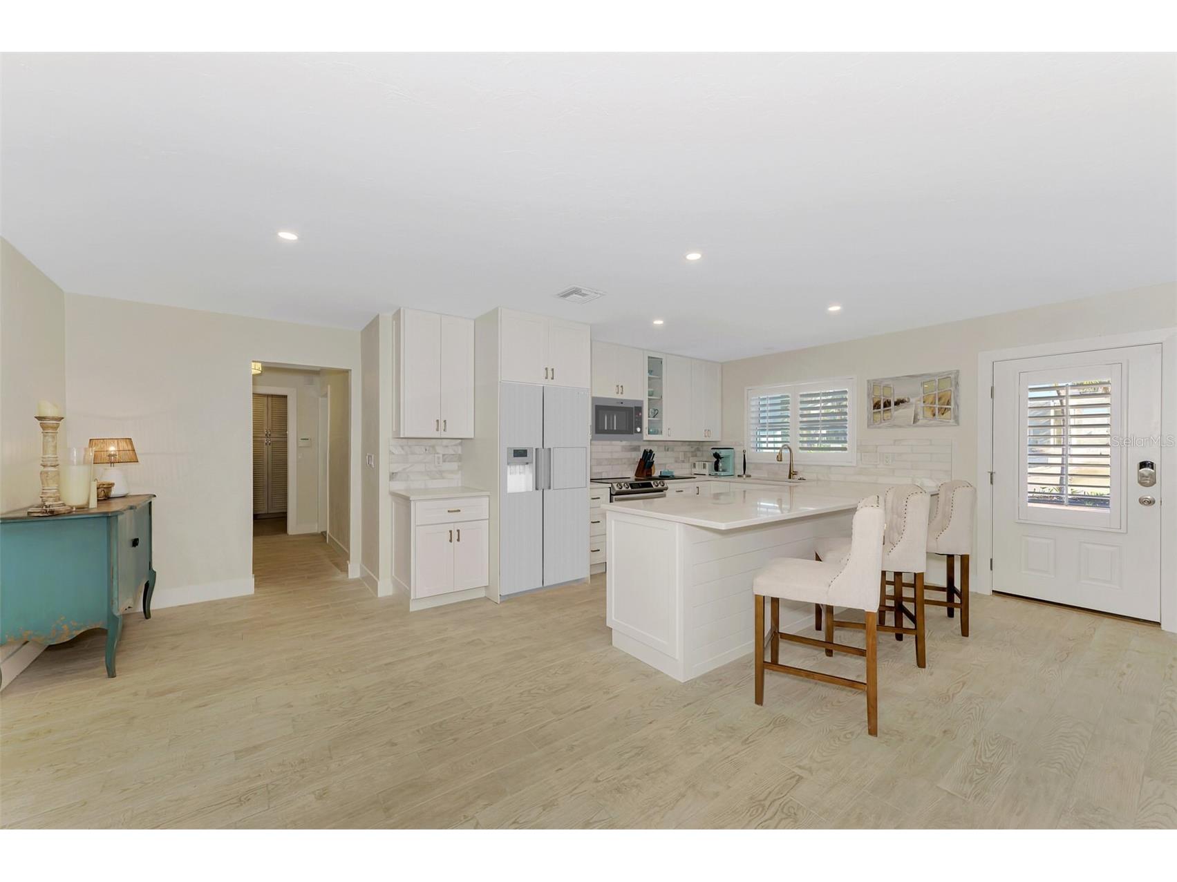 5628 Cape Leyte Drive Sarasota FL 34242 A4692170 image18