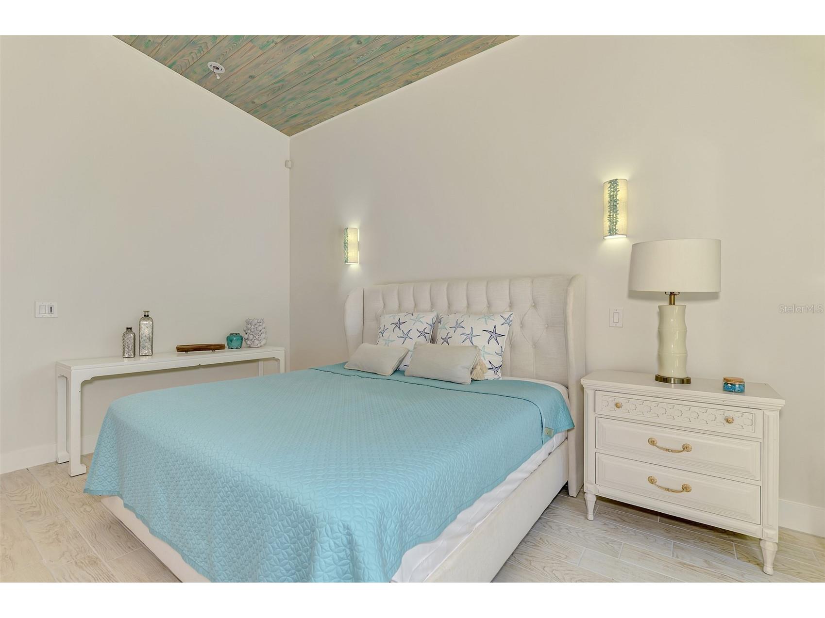 5628 Cape Leyte Drive Sarasota FL 34242 A4692170 image39