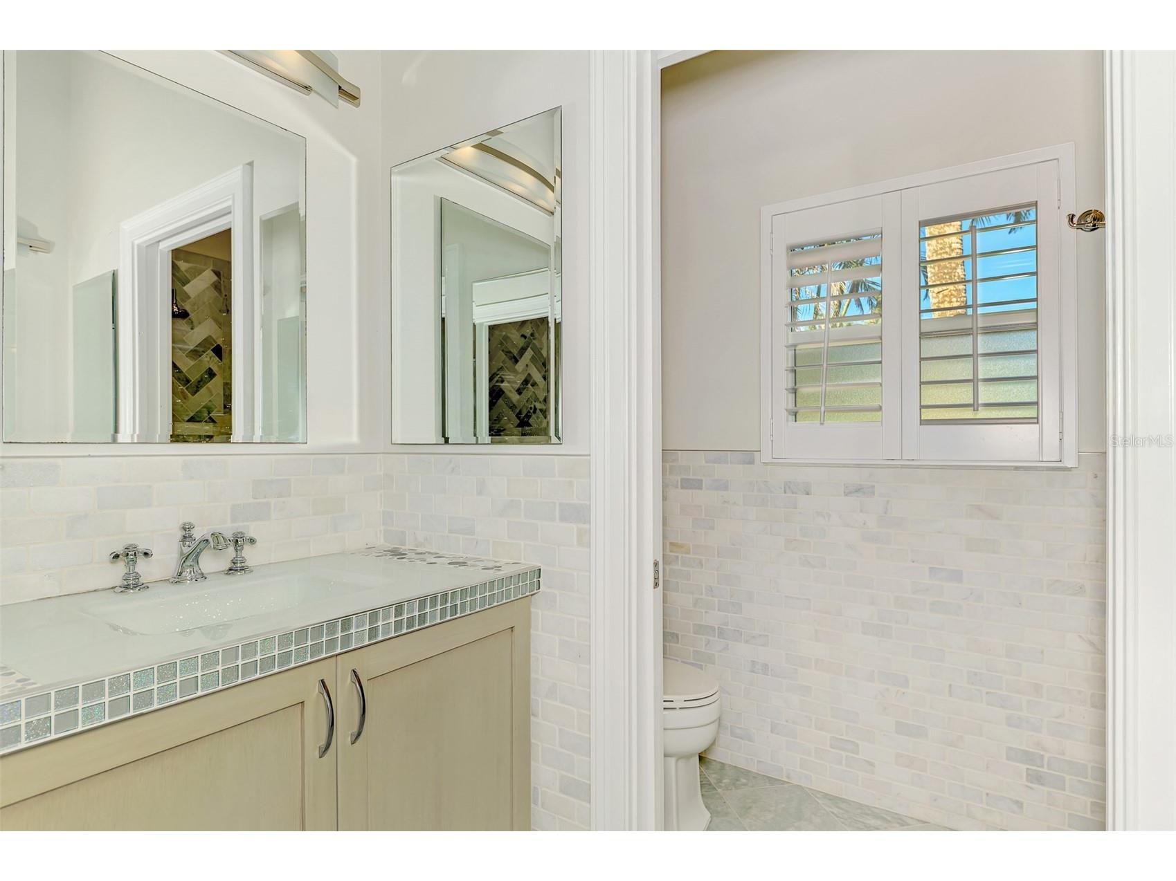 5628 Cape Leyte Drive Sarasota FL 34242 A4692170 image42