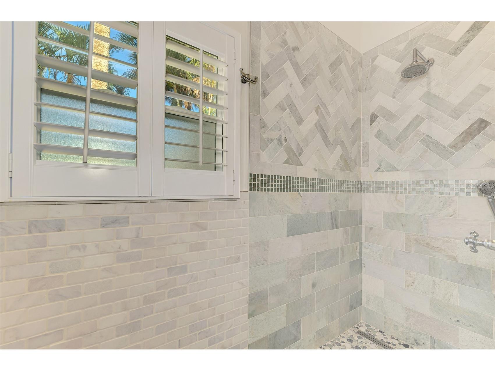 5628 Cape Leyte Drive Sarasota FL 34242 A4692170 image43