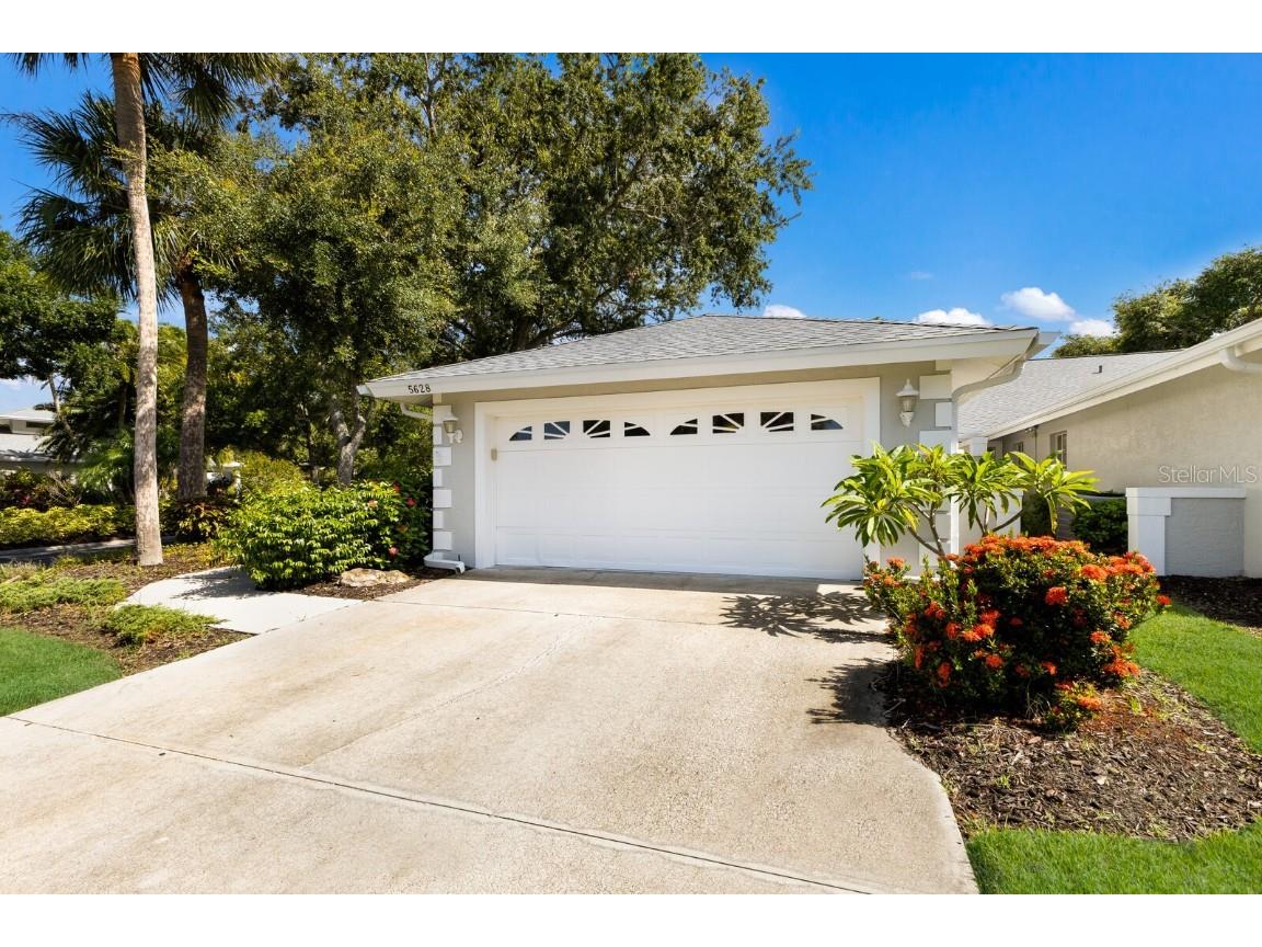 5628 Country Club Way #1A Sarasota FL 34243 A4616686 image1
