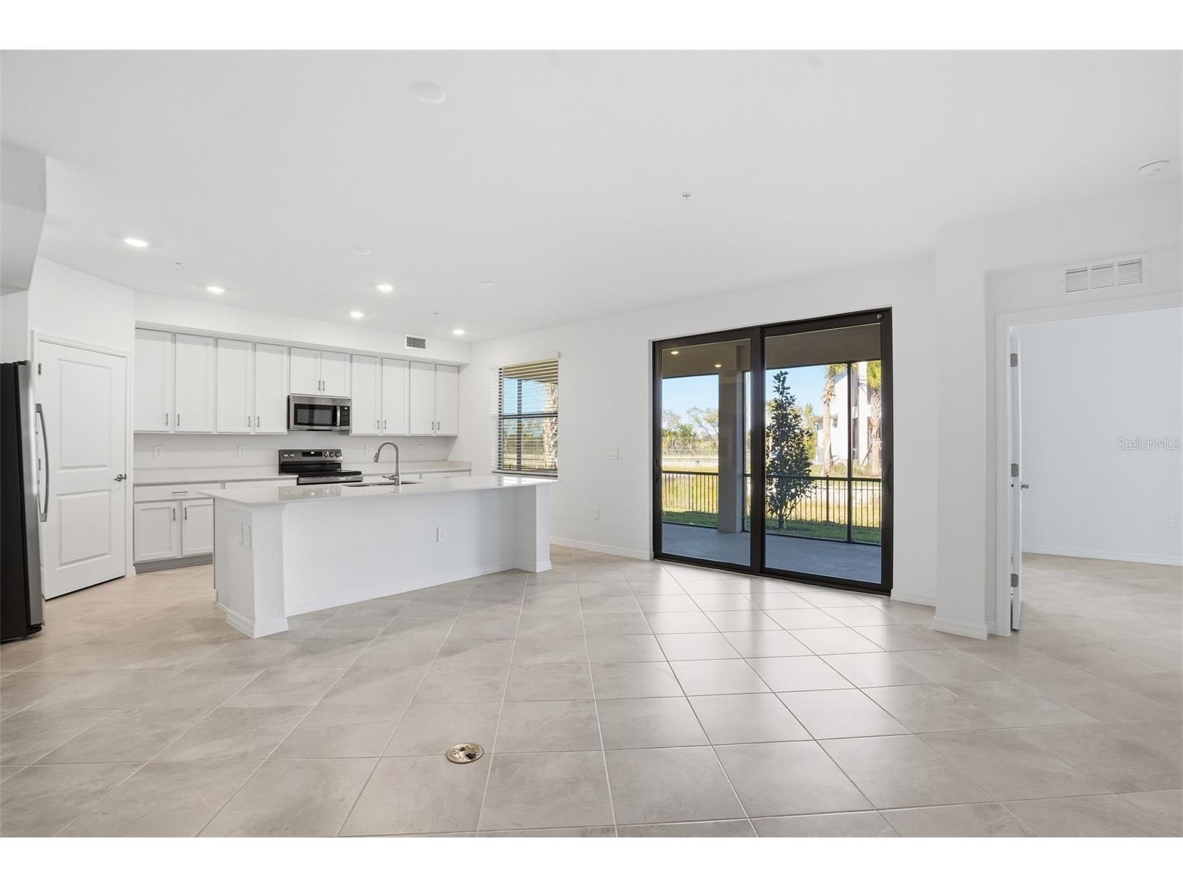 5628 Summit Pointe Circle #101 Bradenton FL 34210 TB8378742 image16