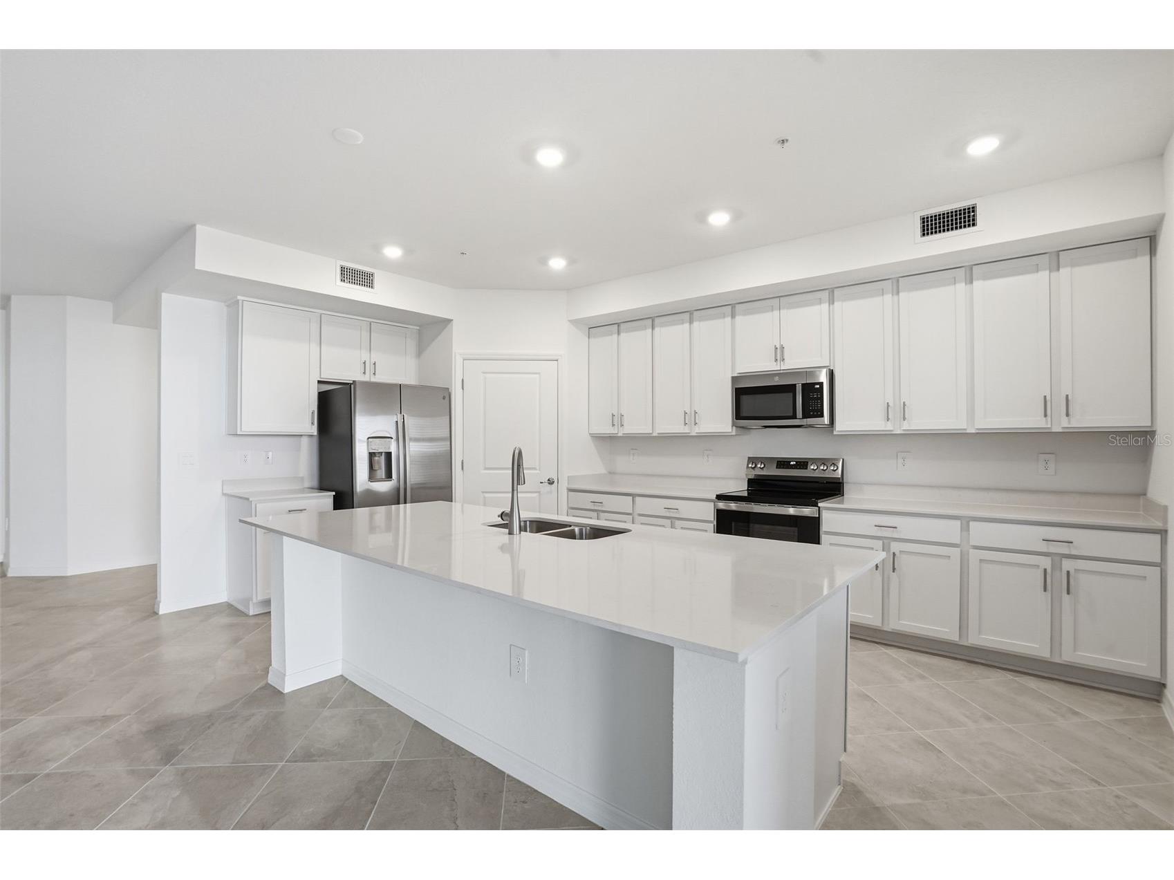 5628 Summit Pointe Circle #101 Bradenton FL 34210 TB8378742 image18