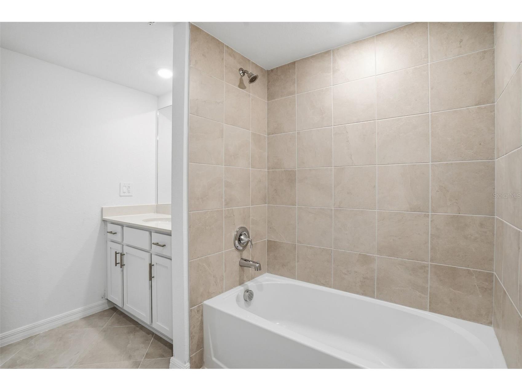 5628 Summit Pointe Circle #101 Bradenton FL 34210 TB8378742 image27