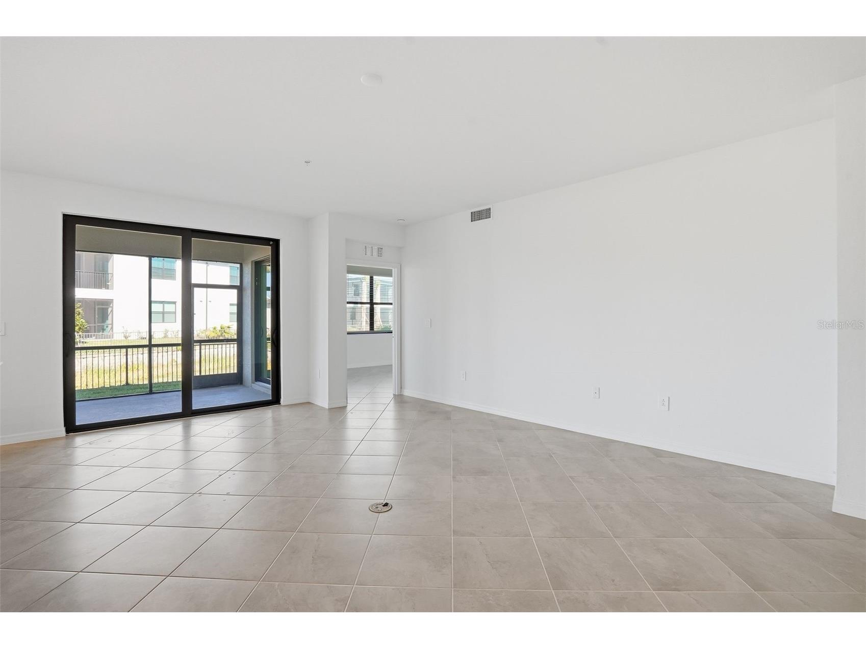 5628 Summit Pointe Circle #101 Bradenton FL 34210 TB8378742 image8