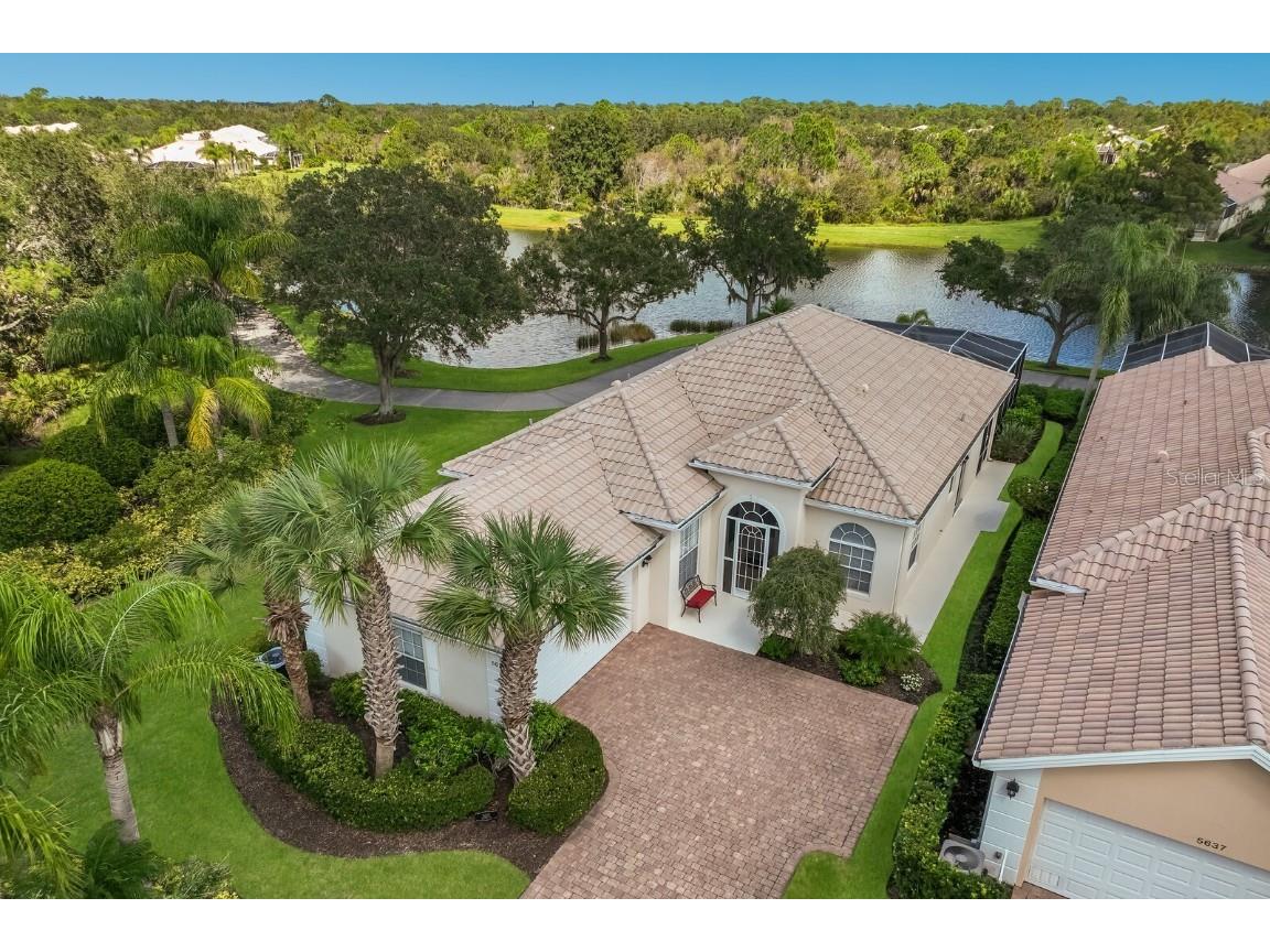 5629 Octonia Place Sarasota FL 34238 A4583035 image1