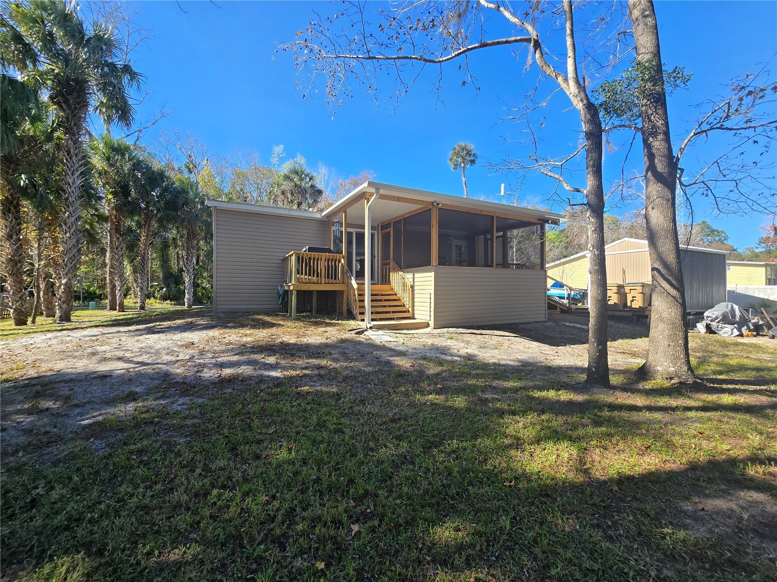 56290 Cherry Tree Road Astor FL 32102 R4910603 image4
