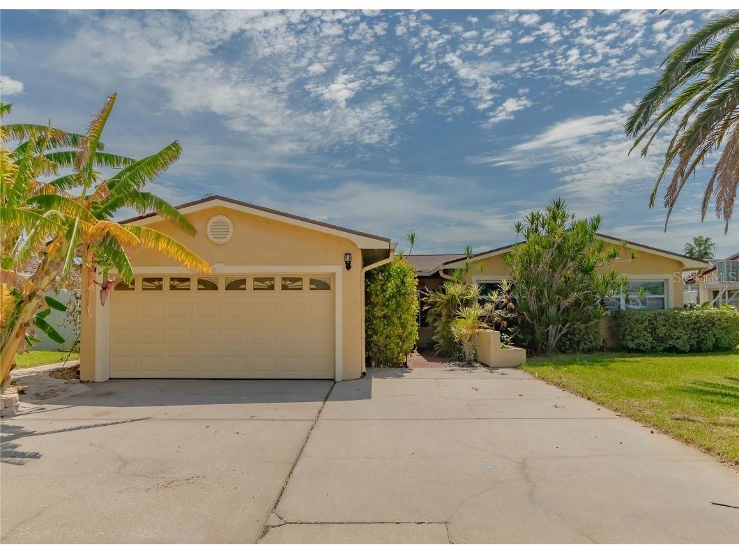 563 Crystal Drive Madeira Beach FL 33708 U8212498 image1