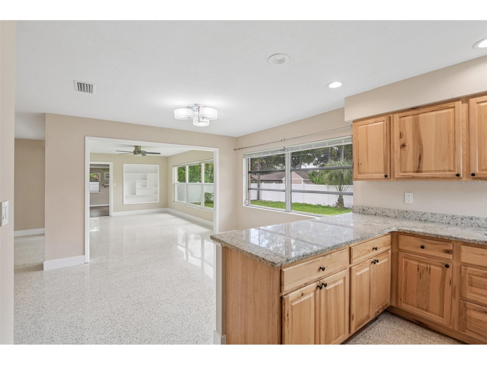 563 Eastview Road Largo FL 33770 TB8516144 image10