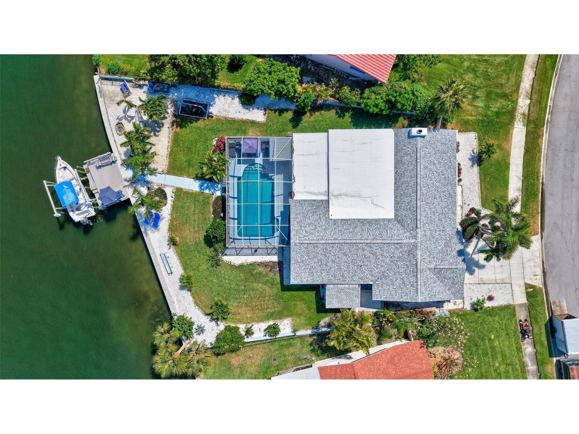 563 Lewis Boulevard SE Saint Petersburg FL 33705 - TAMPA BAY TB8497738 image34