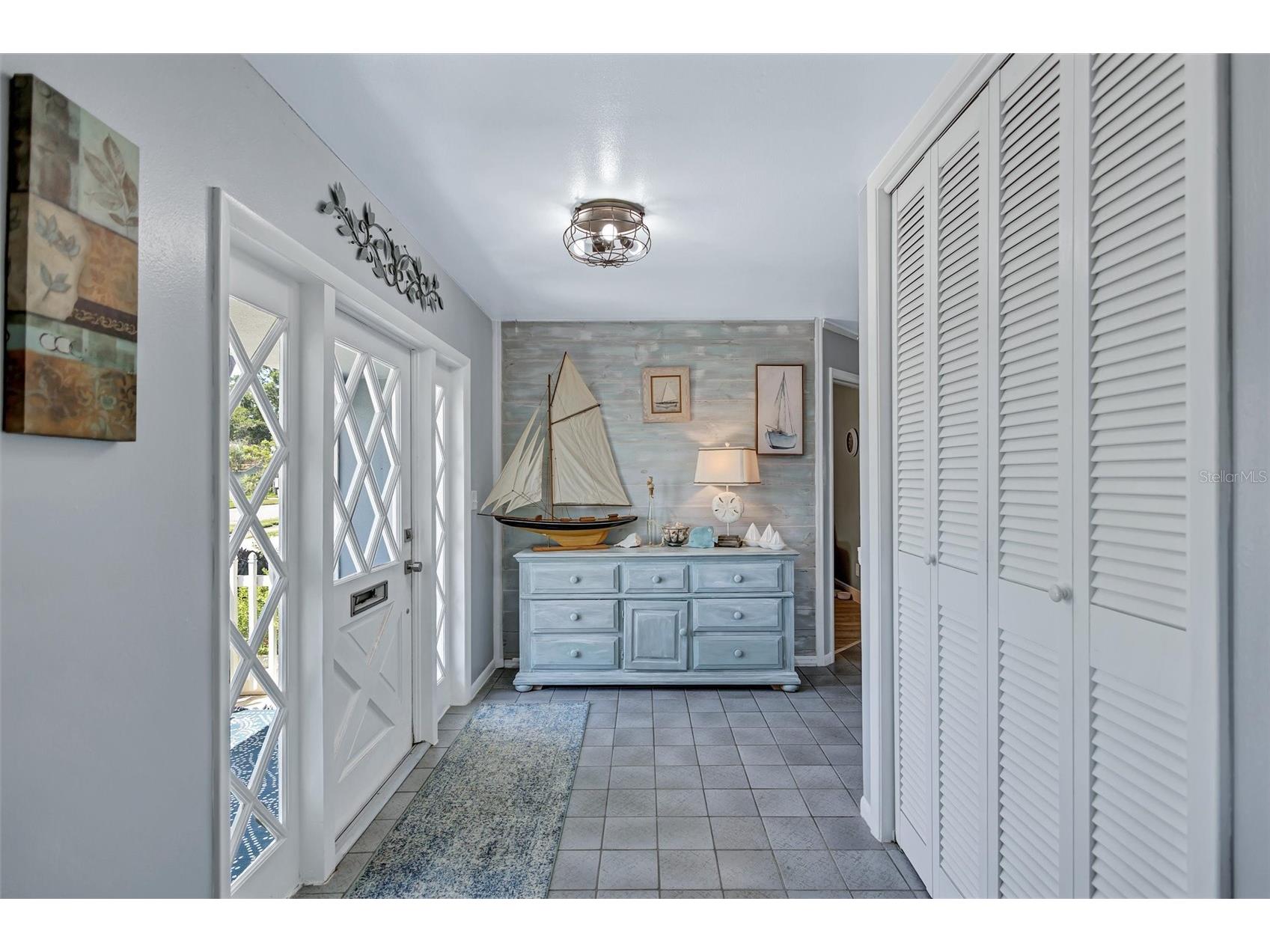 563 Lewis Boulevard SE Saint Petersburg FL 33705 - TAMPA BAY TB8497738 image4