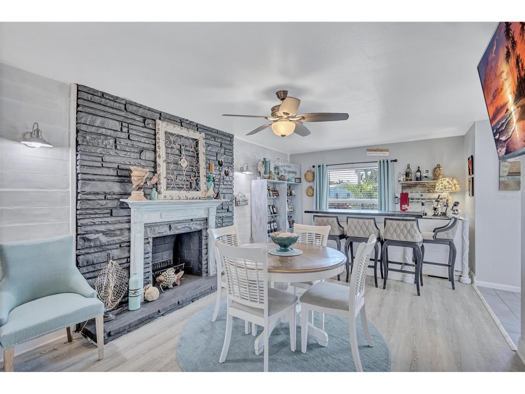 563 Lewis Boulevard SE Saint Petersburg FL 33705 - TAMPA BAY TB8497738 image5