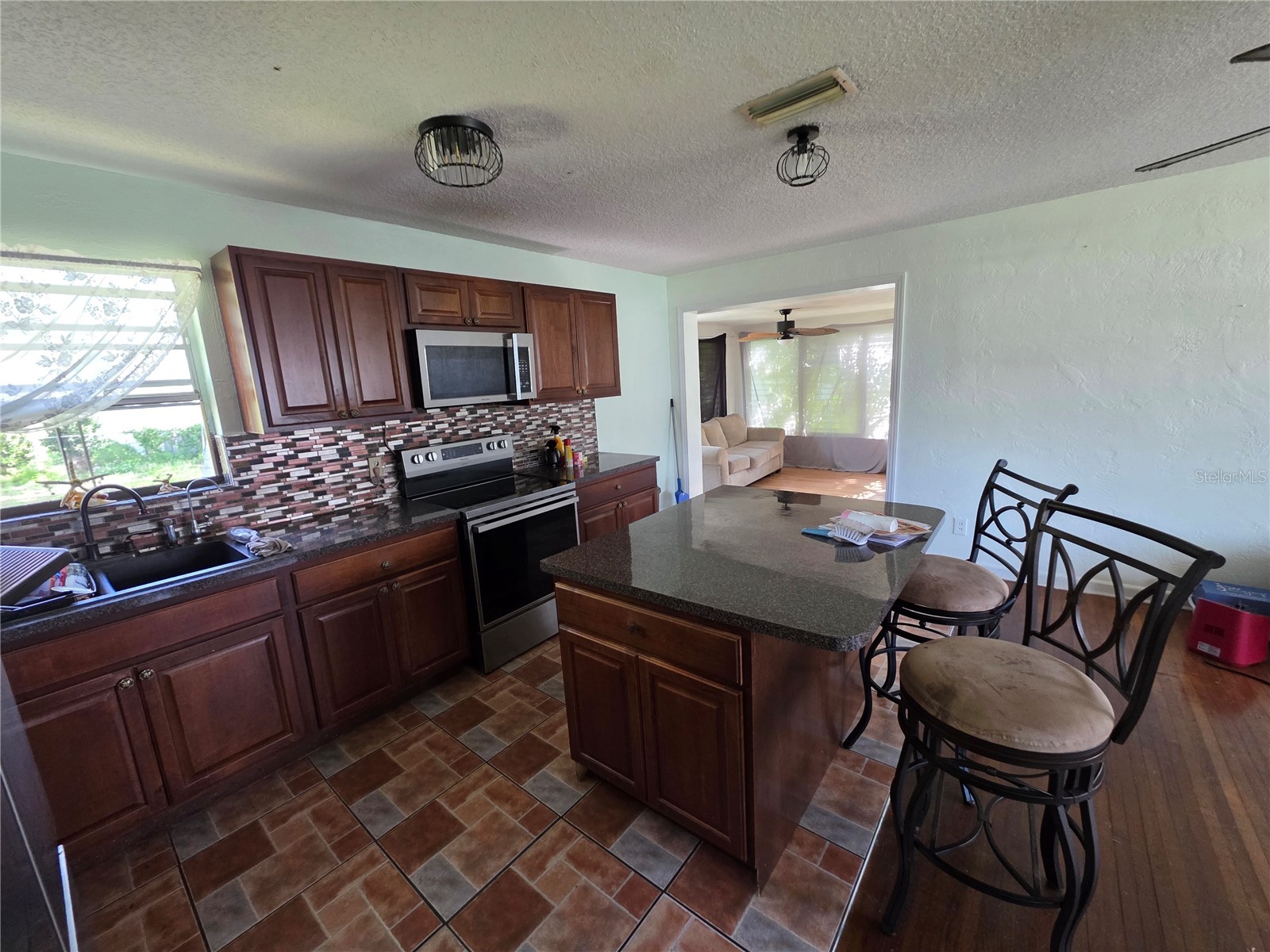 563 Martha Drive Holly Hill FL 32117 V4948463 image2