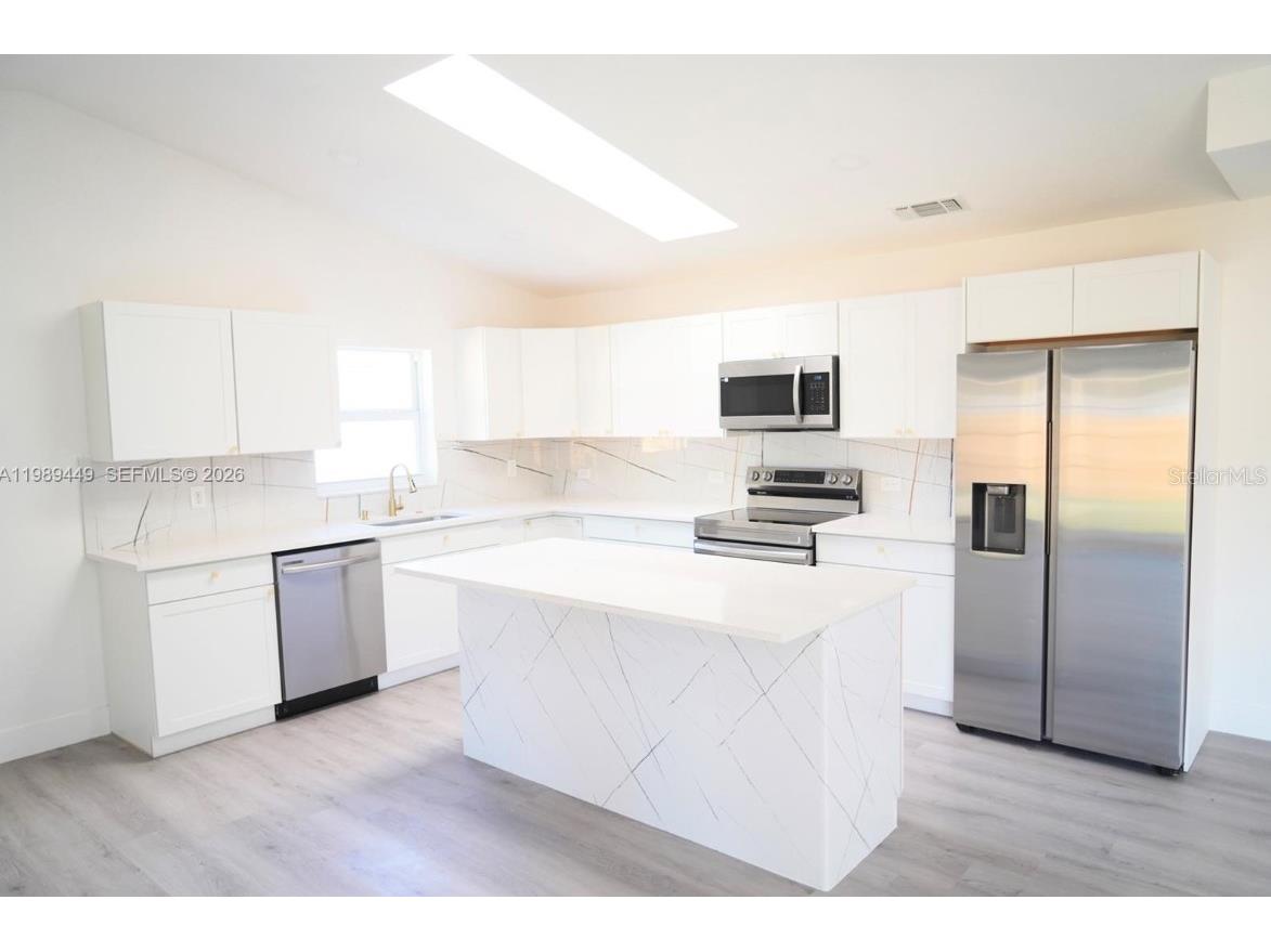 563 Presque Isle Drive Port Charlotte FL 33954 C7526419 image7