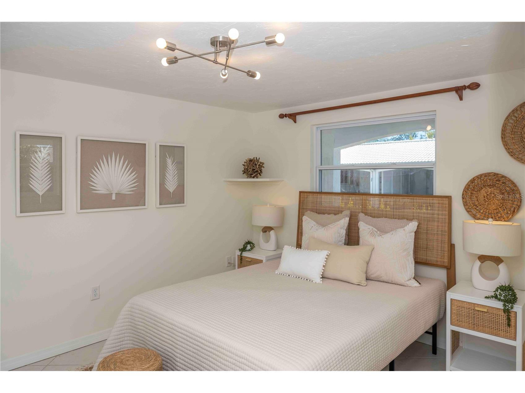 563 Spanish Drive S Longboat Key FL 34228 A4682513 image19