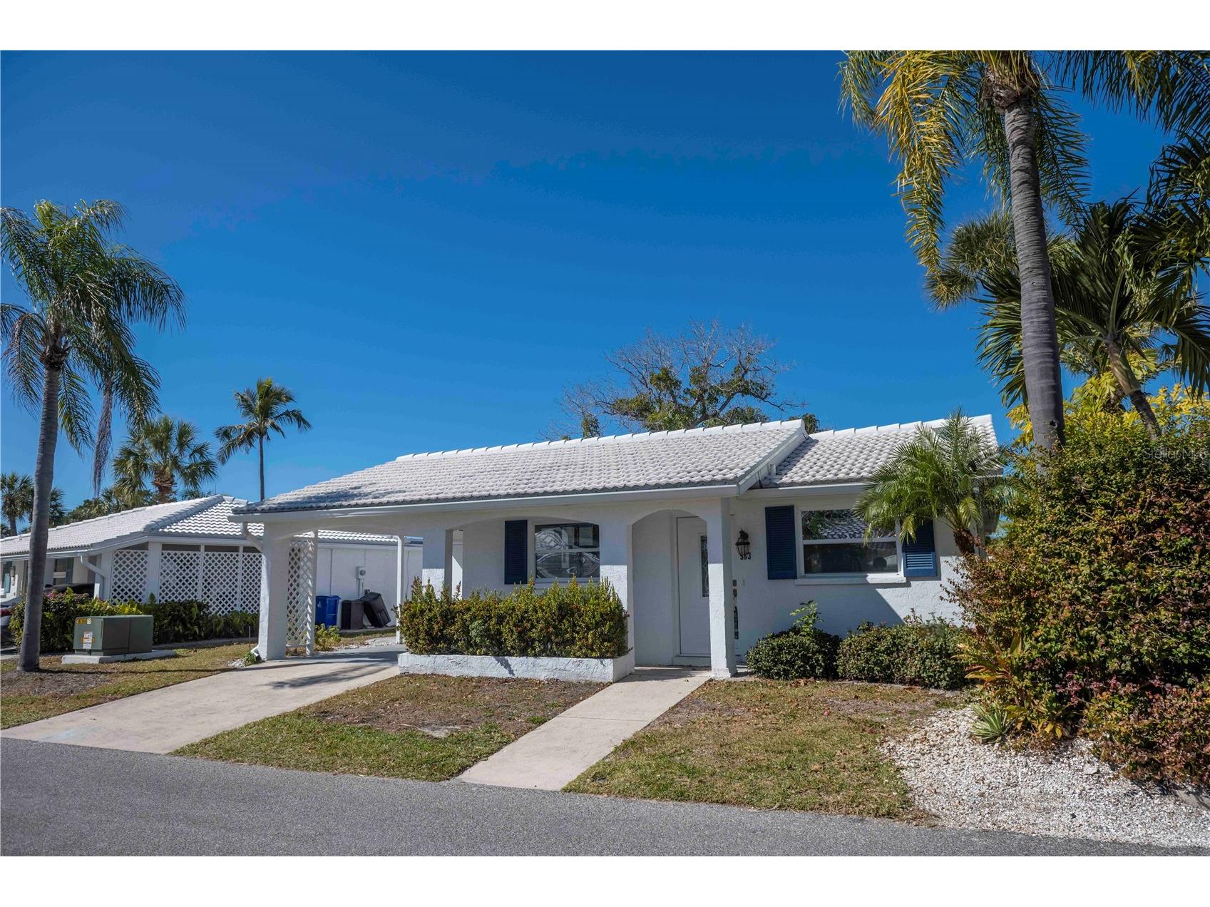 563 Spanish Drive S Longboat Key FL 34228 A4682513 image3