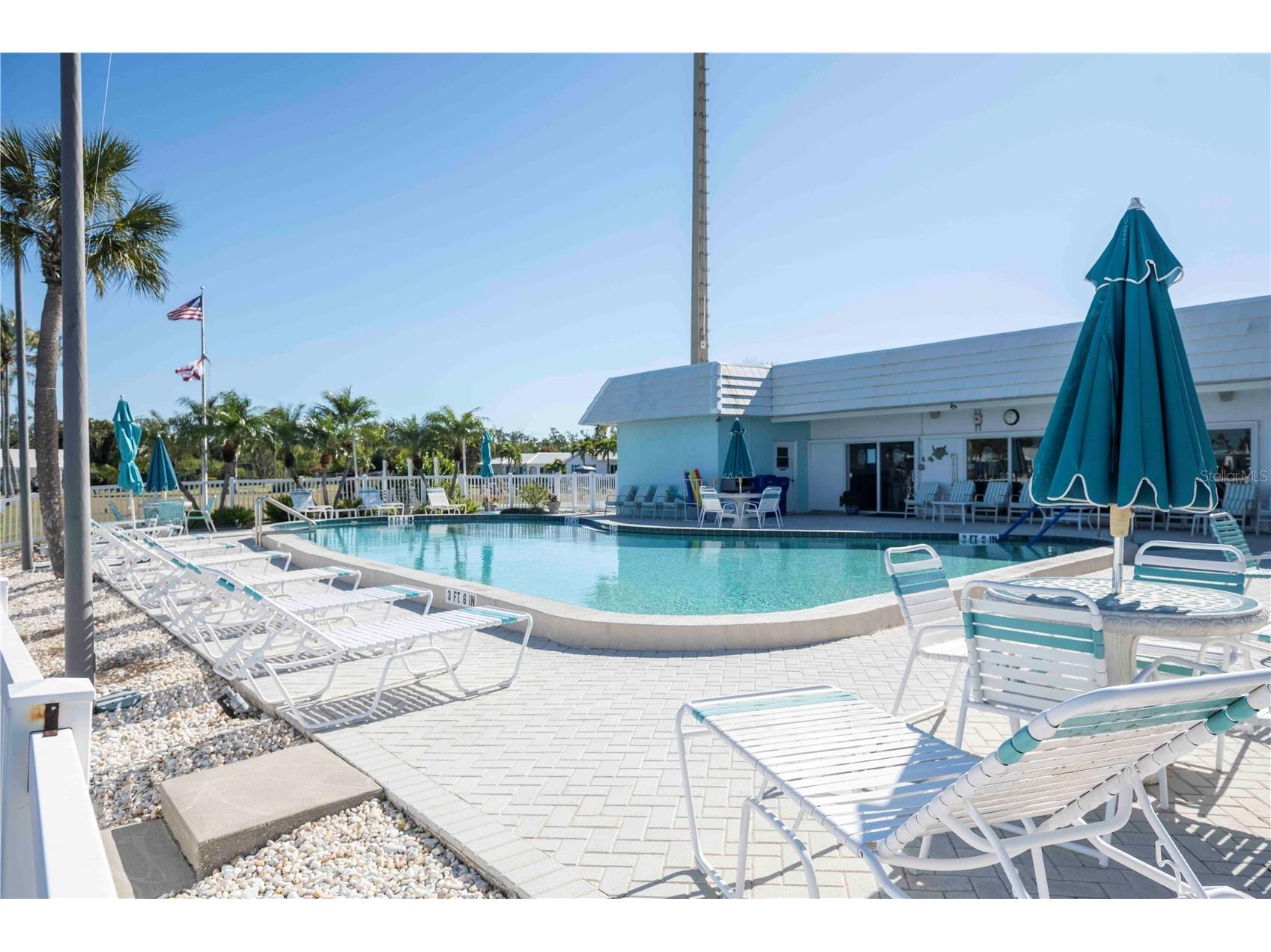 563 Spanish Drive S Longboat Key FL 34228 A4682513 image38