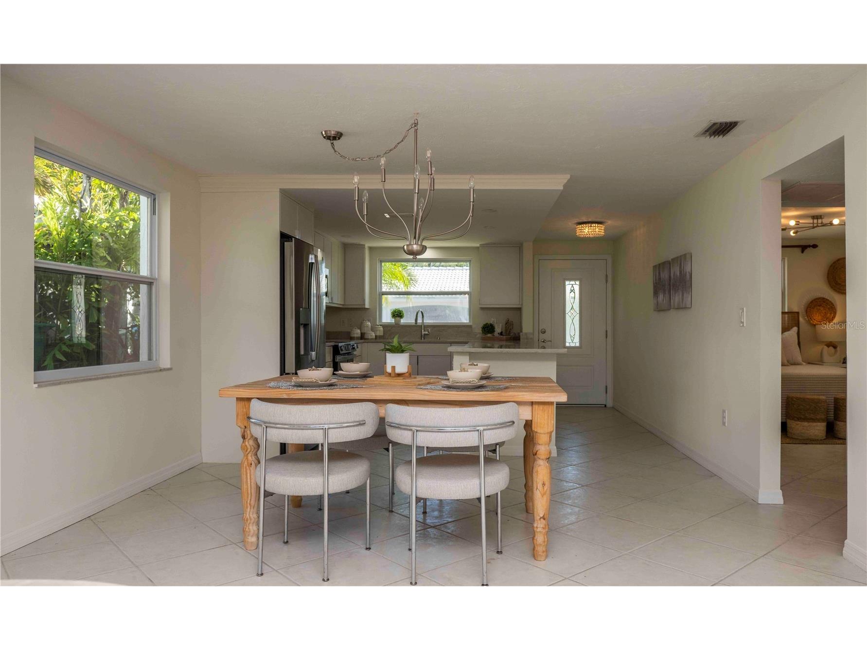 563 Spanish Drive S Longboat Key FL 34228 A4682513 image6