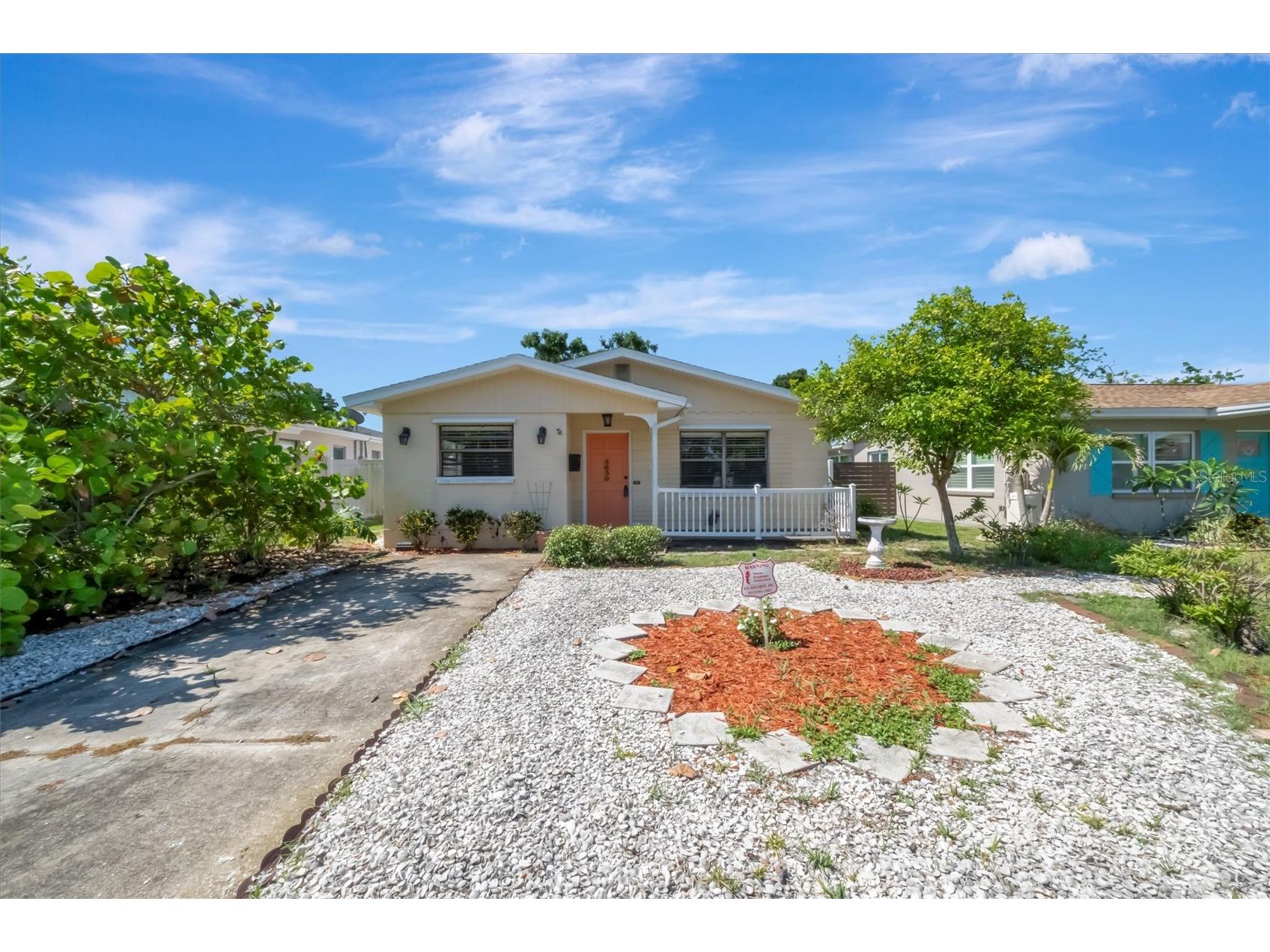 5630 13th Avenue N Saint Petersburg FL 33710 A4694648 image1