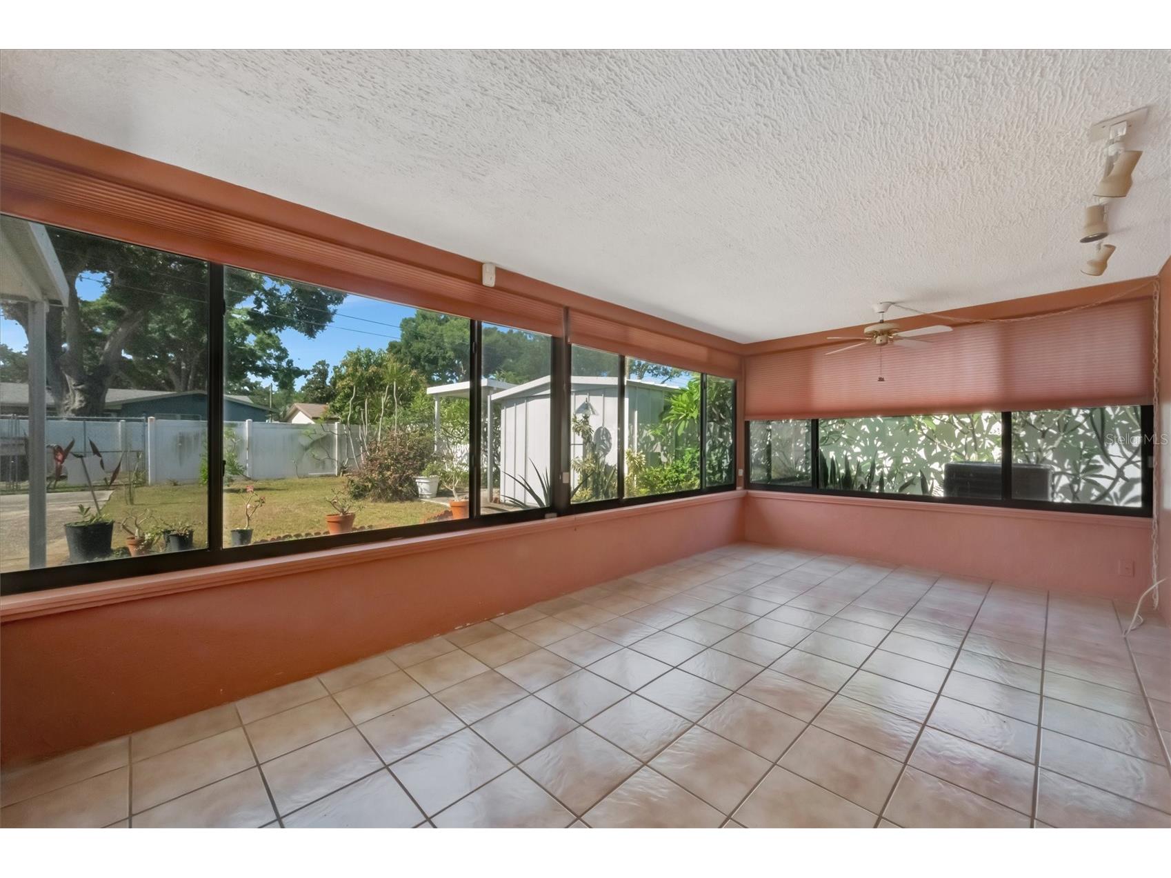 5630 13th Avenue N Saint Petersburg FL 33710 A4694648 image29