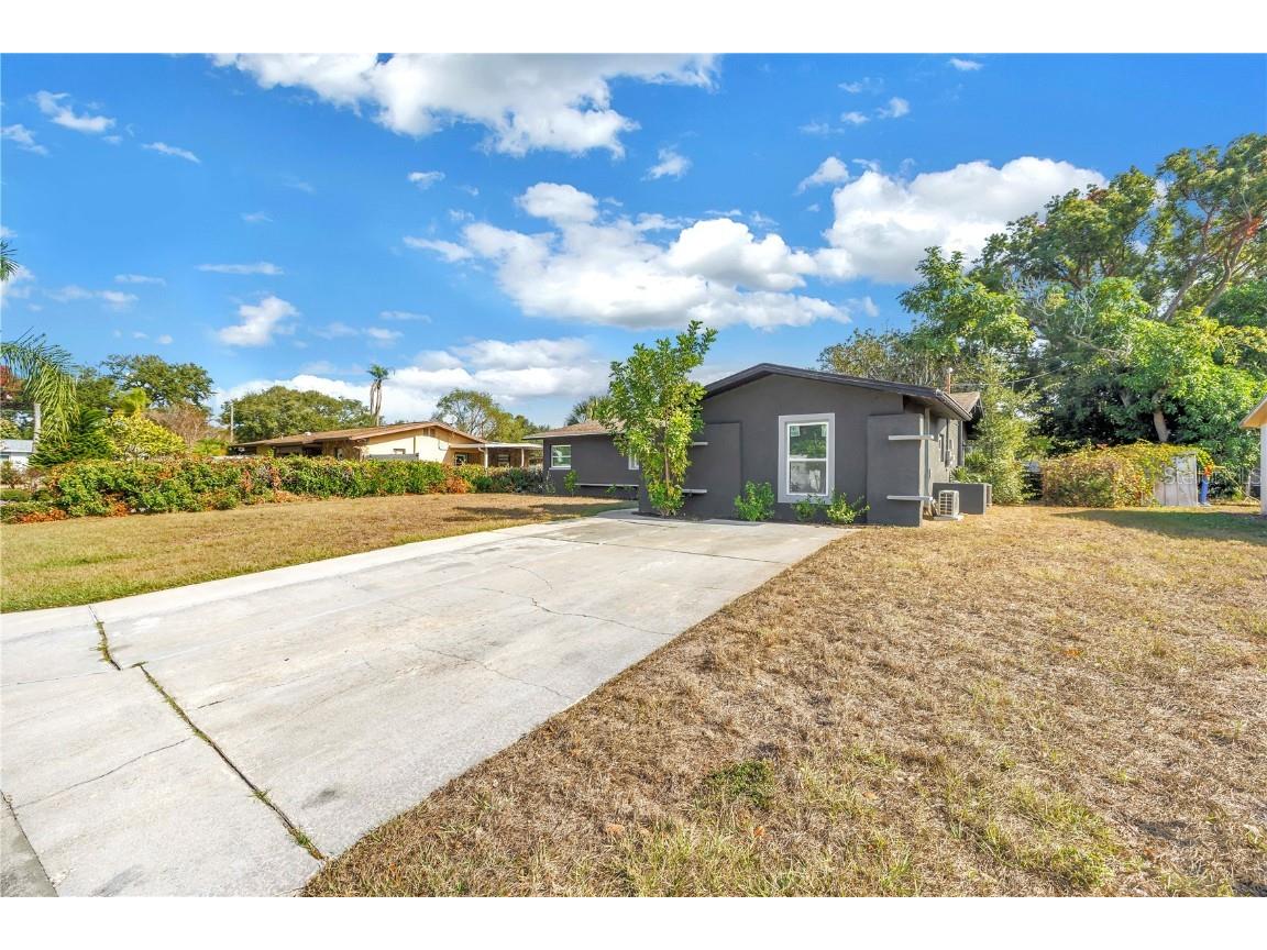 5630 6th Street S Saint Petersburg FL 33705 TB8453669 image2