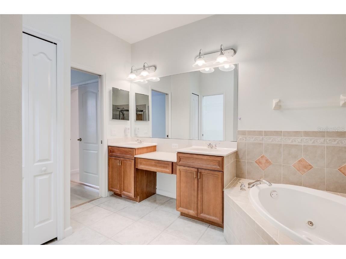 5630 Cortina Lane Palmetto FL 34221 A4665412 image28