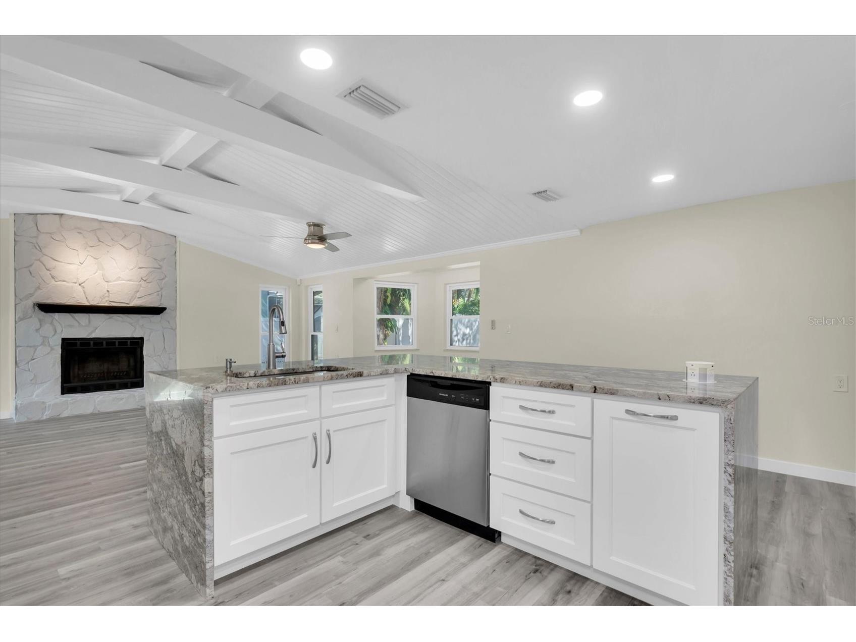 5630 Denver Street NE Saint Petersburg FL 33703 TB8444117 image21