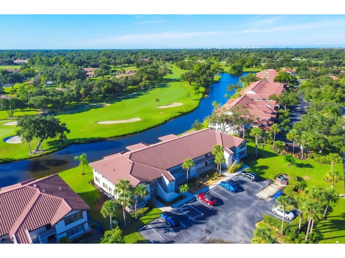 5630 Golf Pointe Drive #207 Sarasota FL 34243 A4622374 image1