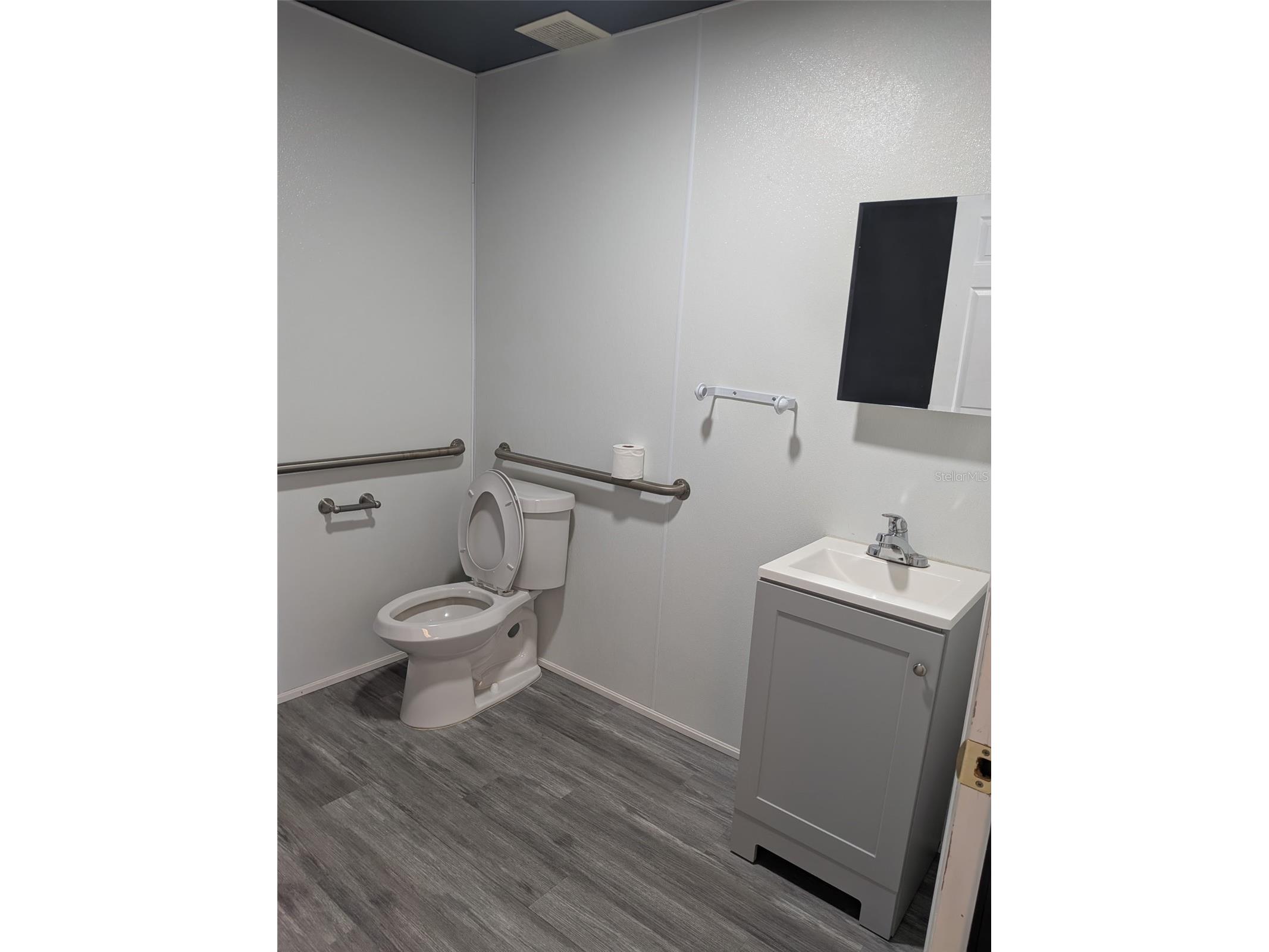 5630 Park Boulevard N #A & B Pinellas Park FL 33781 TB8488460 image8