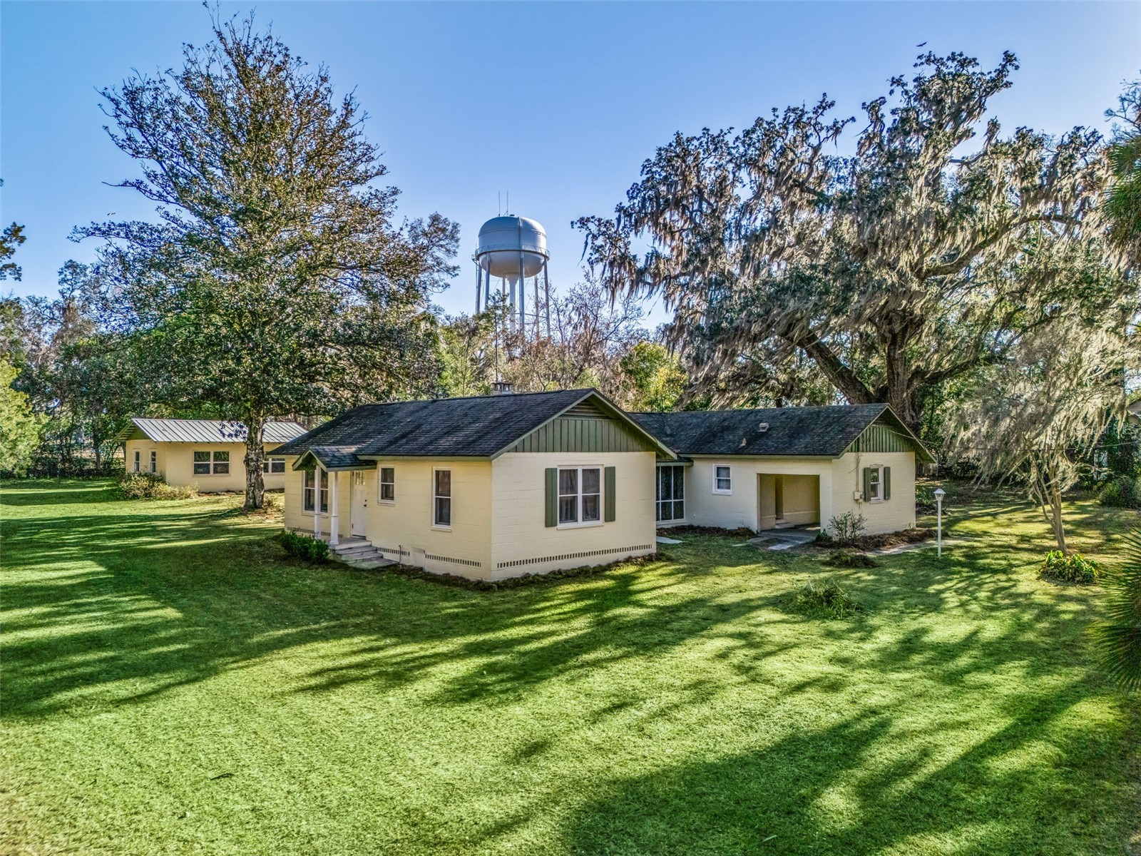 5630 SE 109th Place Belleview FL 34420 OM717107 image1
