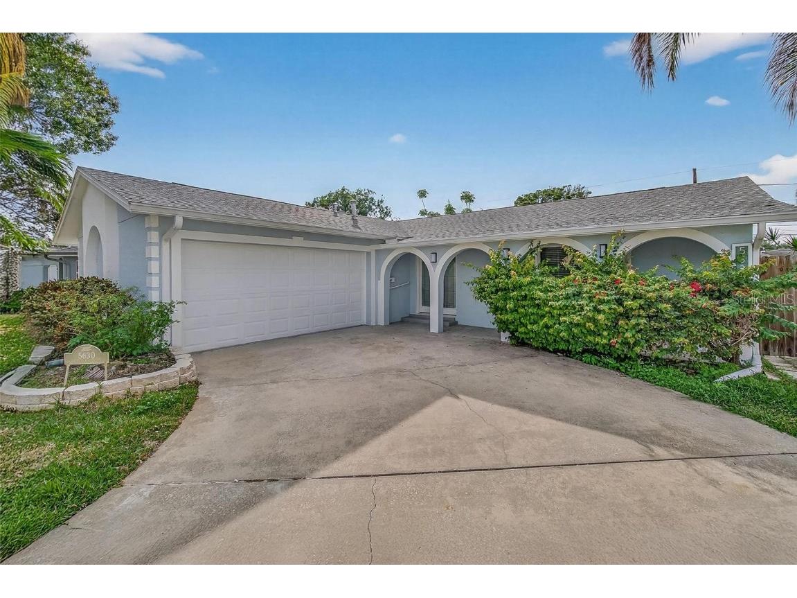 5630 Venetian Boulevard NE Saint Petersburg FL 33703 TB8454967 image2