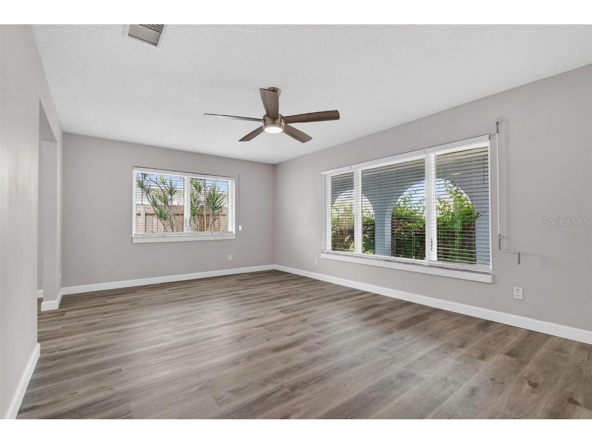 5630 Venetian Boulevard NE Saint Petersburg FL 33703 TB8454967 image8