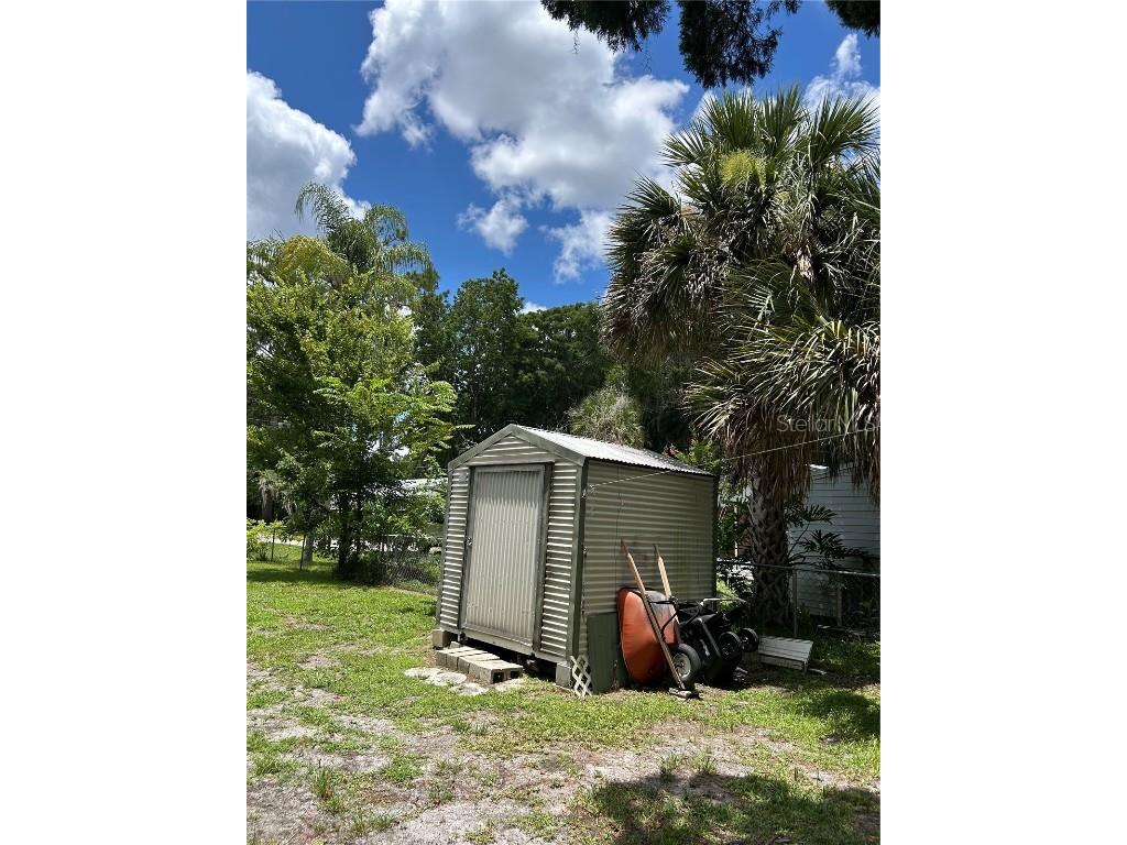 56304 Hazelnut Road Astor FL 32102 R4909504 image7