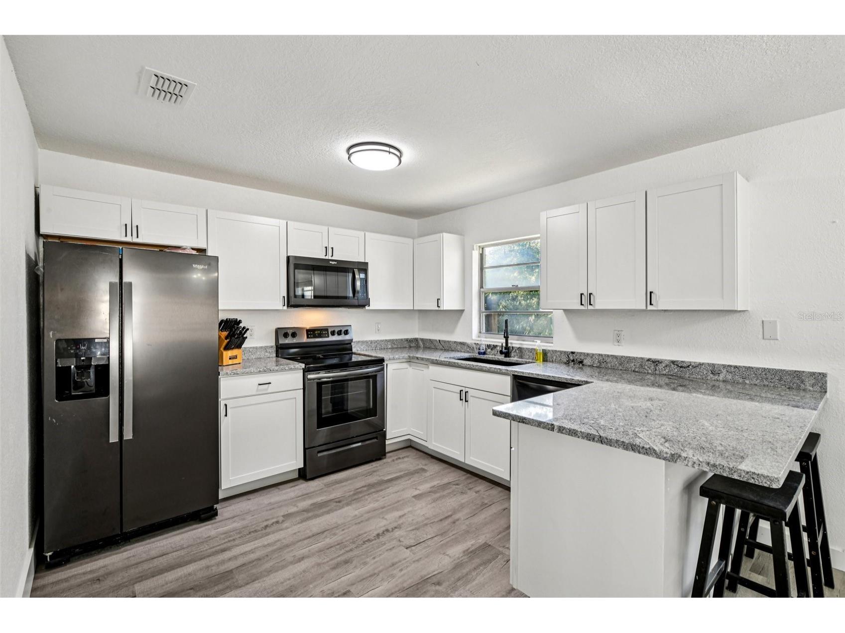 56305 Redbud Road Astor FL 32102 G5105691 image14