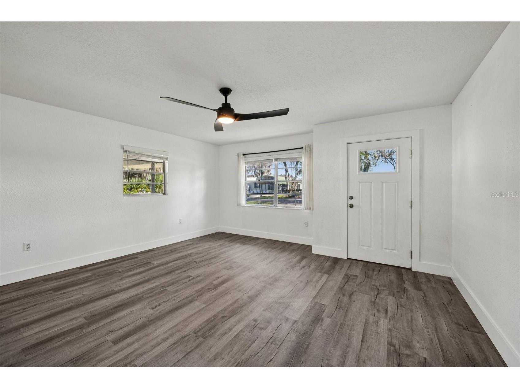 56305 Redbud Road Astor FL 32102 G5105691 image9