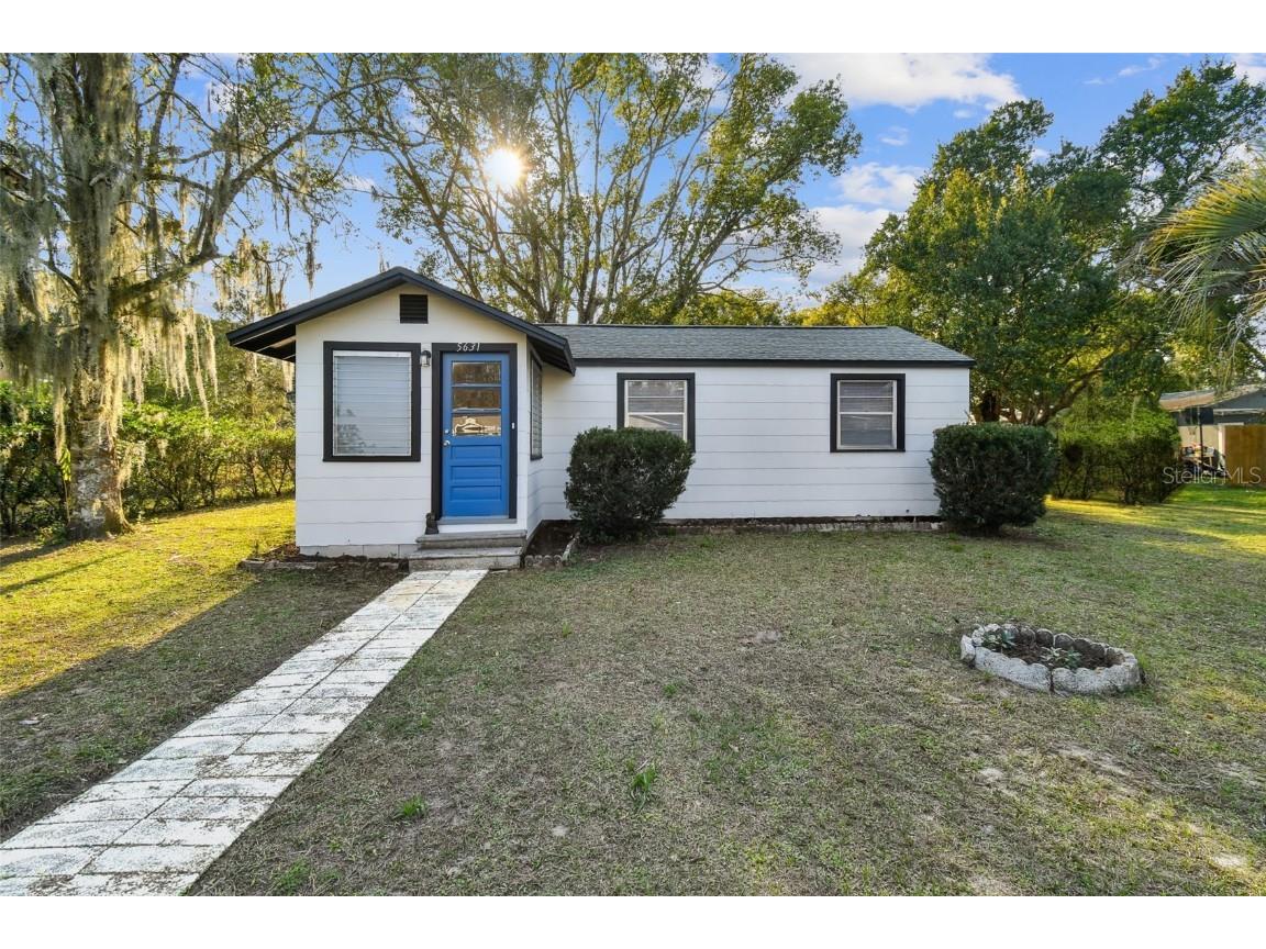 5631 13th Street Zephyrhills FL 33542 T3427991 image1